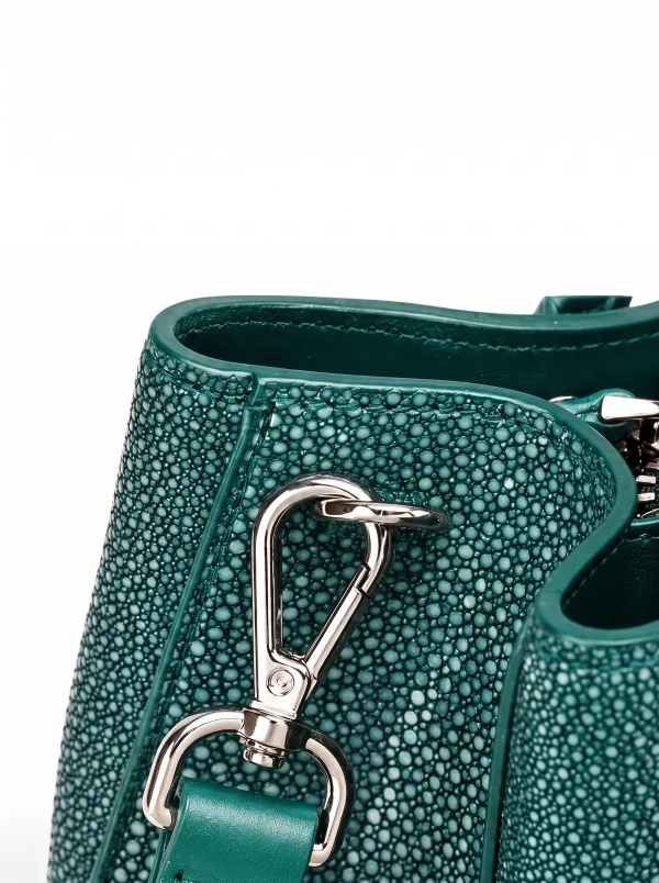 Green Tivoli Stingray Tote Bag, skin detail